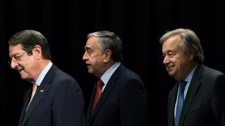 Treten auf der Stelle. Zyperns Präsident Nicos Anastasiades, der Präsident der Türkischen Republik Nordzypern, Mustafa Akinci, und UN-Generalsekretär Antonio Guterres.