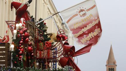 Der Potsdamer Weihnachtsmarkt in der Brandenburger Straße.
