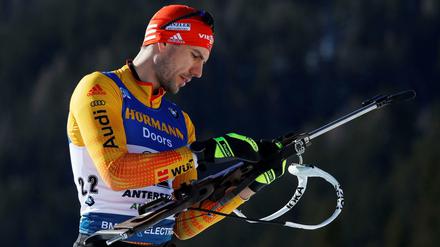 Schuss in den Ofen: Für Arnd Peiffer und seine Kollegen läuft bei der Biathlon-WM wenig zusammen.