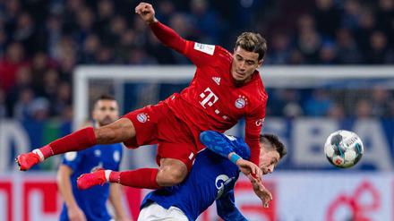 Obenauf: Philippe Coutinho und die Bayern ringen Schalke 04 nieder.