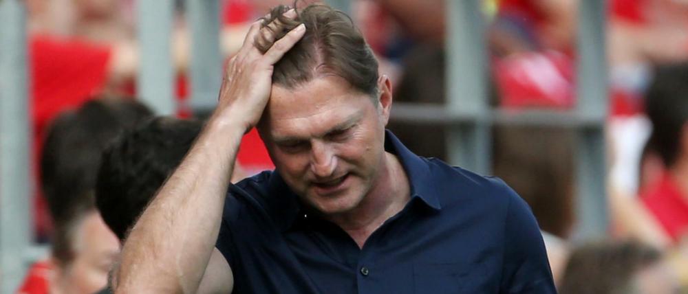 Für Trainer Ralph Hasenhüttl und RB Leipzig läuft er derzeit überhaupt nicht. 
