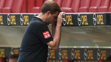 Brett vorm Kopf. Werder Bremen und Trainer Florian Kohfeldt machten am Samstag in Mainz eine weitere schmerzhafte Erfahrung.