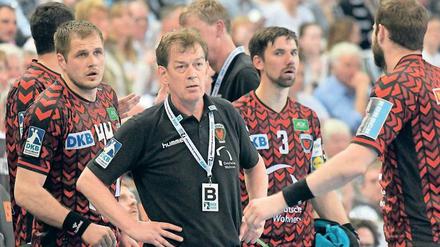 „Jedem meiner Spieler ist die Bedeutung dieses Spiels bewusst“, sagt Füchse-Trainer Velimir Petkovic vor dem Duell mit Magdeburg.