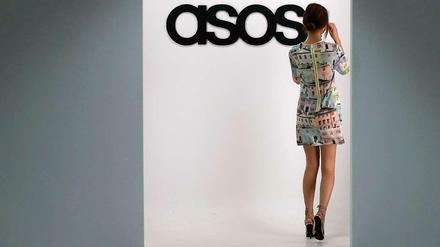 Asos wurde im Juni 2000 gegründet und ist heute Großbritanniens größter unabhängiger Online-Modehändler. Die Eigenmarke macht mehr als die Hälfte der verkauften Produkte aus. 