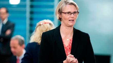 Bundesforschungsministerin Anja Karliczek steht wegen der Standortentscheidung in der Kritik. 