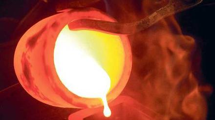 Heiße Ware. Die jährliche Goldproduktion liegt bei 2700 Tonnen. Das meiste Edelmetall wandert in die Schmuckindustrie.