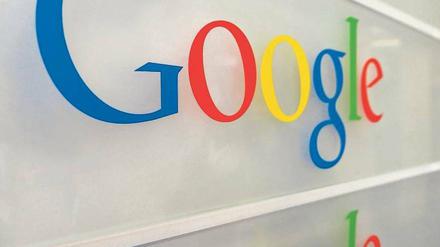 Allgegenwärtig. Bislang lässt sich Google die besten Platzierungen in seiner Suche gut bezahlen. Künftig soll auch die Konkurrenz eine Chance haben. Foto: AFP