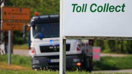 Zum Betreiberkonsortium von Toll Collect gehören auch die Telekom und Daimler.