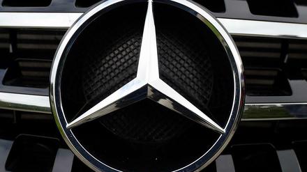 Aus Kostengründen will Mercedes sich von Autohäusern trennen.