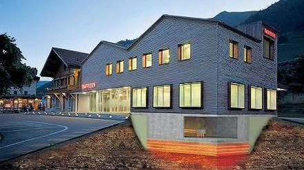 Das Bankgebäude der Raiffeisenbank in Chateau d’Oex, Schweiz, wurde mit zwei eTanks (Heizen und Kühlen) ausgestattet. 