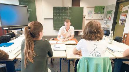 Gesucht. In Sachsen-Anhalt gibt es eine besonders große Unterdeckung des Lehrkräftebedarfs, ebenso in Mecklenburg-Vorpommern. 