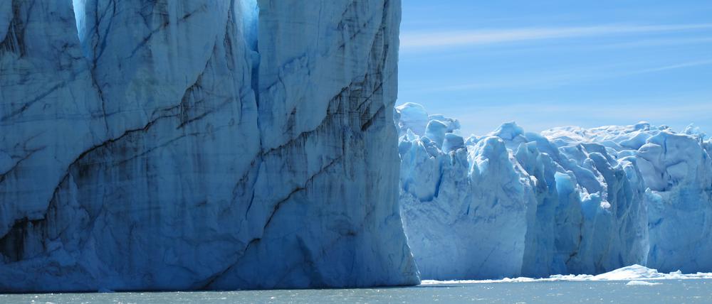 Der Perito-Moreno-Gletscher in Patagonien ist einer der größten Auslassgletscher der Anden und eine der größten Touristenattraktionen Argentiniens.